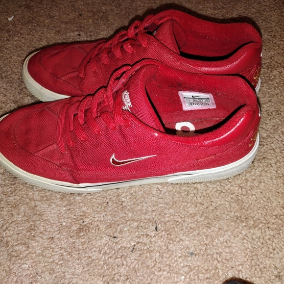 Nike SB GTS supreme red - Picture 3 of 4